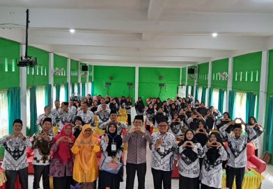 MTsN 1 Padangsidimpuan Gelar MGMP Pengenalan Pembelajaran Mendalam Dan Kurikulum Berbasis Cinta